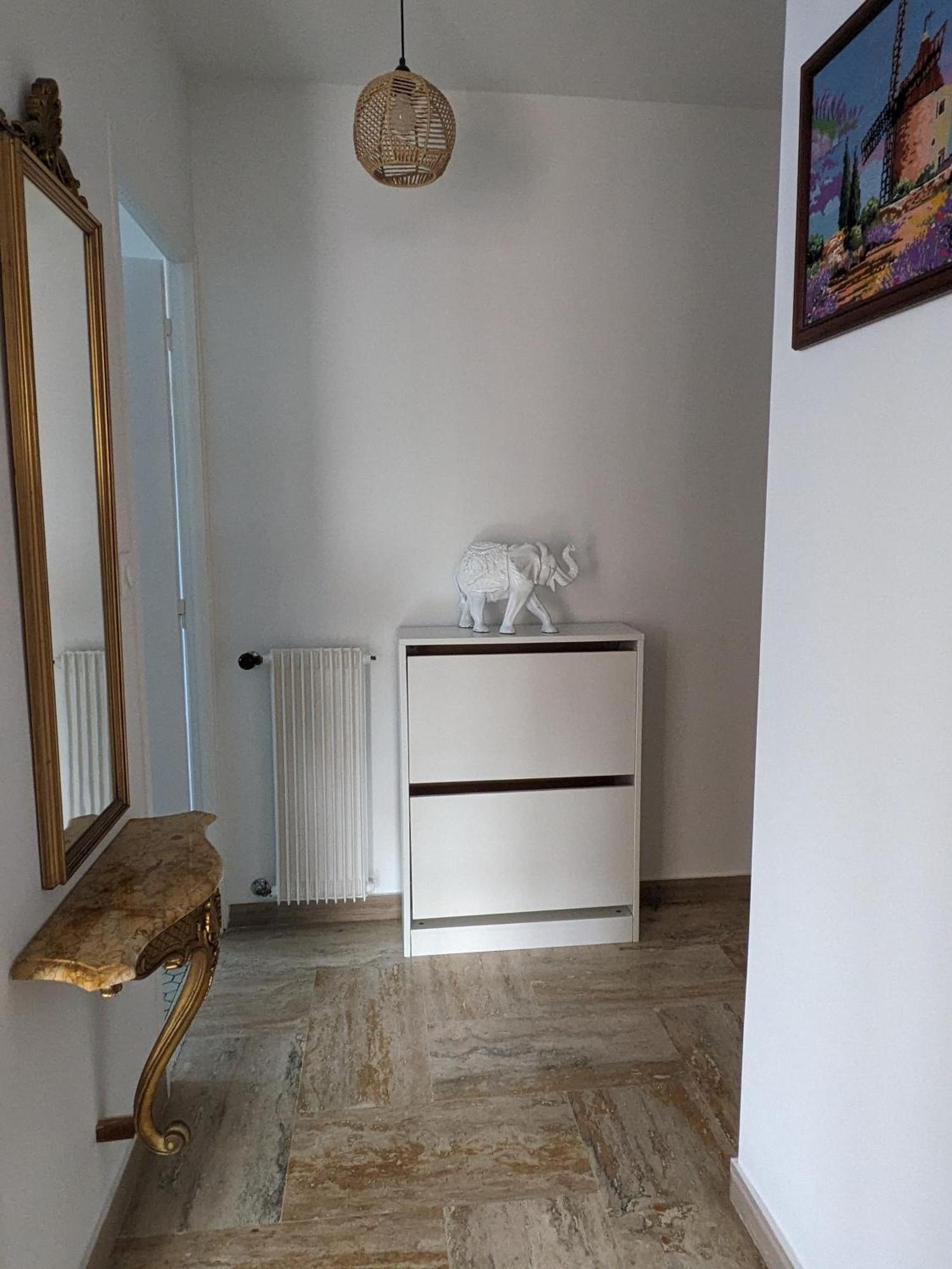 Appartement Spacieux Et Calme Saint-Raphaël 外观 照片